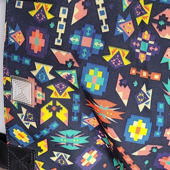 LuLaRoe travel bag multi color - Picture 2 of 7